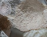 A picture of step 1 of Steamed Bafla Baati.