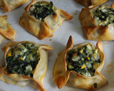 Foto del paso 3 de la receta: Cestillos con relleno de espinacas, cebolletas y queso Provolone
