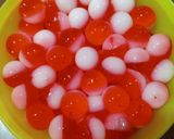 Foto langkah ke 4 dari resep Jelly Ball Merah Putih.