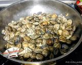 Foto del paso 3 de la receta: Chirla al ajillo con alcachofa