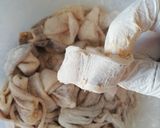 A picture of step 2 of Fried Calamari.