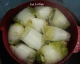 Foto langkah ke 3 dari resep Sawi Gulung Aci Kuah Pedas.