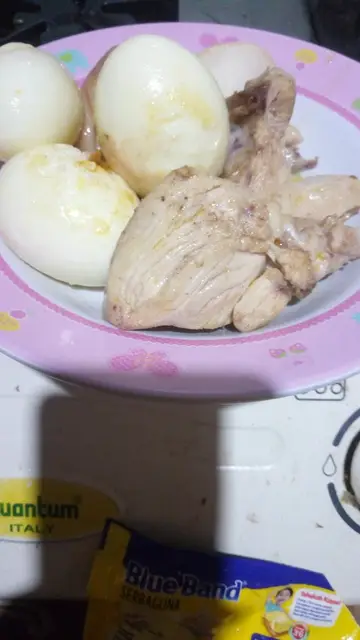 Langkah-langkah untuk membuat Cara bikin Ayam Telur Bumbu Adun (khas Madura)