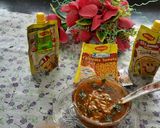 A picture of step 8 of Maggi chatpata tomato vegetables Chinese soup.