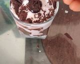 A picture of step 3 of Icecream cake dessert #holi2020.
