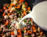 Foto langkah ke 5 dari resep Chicken pot pie.
