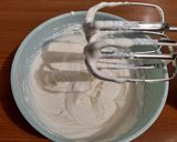 Foto del passaggio 8 della ricetta Cheesecake San Valentino con cioccolato bianco e gelée di lamponi