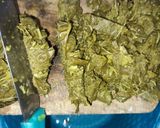Foto langkah ke 1 dari resep Gulai Daun Pepaya & Singkong Rebon.