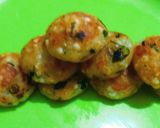 A picture of step 9 of Sago appam.