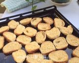 Foto langkah ke 5 dari resep Bagelen cheese n butter.