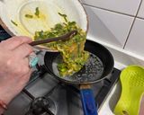 Foto del paso 3 de la receta: Tortilla de lechuga rellena
