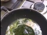 ملوخيه مضروبه في الخلاط