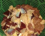 Foto langkah ke 2 dari resep Jeroan Ayam Kampung Bumbu Asem.