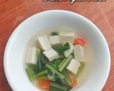 Foto langkah ke 4 dari resep Sayur Bening Sawi Hijau Tahu.