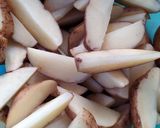Foto langkah ke 1 dari resep Potato Wedges.