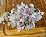 Une image de l'étape 3 de Panais et courgettes au poulet et bouillon de champignons.