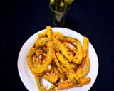 A picture of step 4 of Fried onion Scapes Rings.