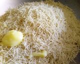 A picture of step 1 of Semiya (vermicelli) upma.