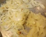 Foto del paso 3 de la receta: Cebolla caramelizada sin azúcar
