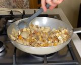 A picture of step 5 of Pasta alla Boscaiola.