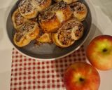 عکس مرحله 9 از دستور شیرینی رول سیب و گردو 🍎🥨
