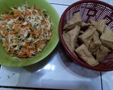 Foto langkah ke 3 dari resep Tahu Isi & Bakwan Goreng Plus Sambel Kacang.