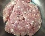 รูปขั้นตอนการทำที่ 1 ของ “หมูเบอร์เกอร์”