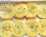 खस्ता मीठी मठरी (khasta mithi mathri recipe in Hindi) रेसिपी चरण 6 फोटो