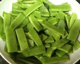 Foto del paso 2 de la receta Judías verdes con cebolla y jamón gratinadas