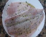 Foto del paso 1 de la receta Lubina a la espalda con patatas