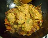 A picture of step 4 of Turai Chicken (Chicken cooked with Ridge Gourd).