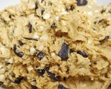 Foto langkah ke 4 dari resep Cryspi Chocolate Chip Cookies.