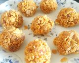 A picture of step 5 of Homemade Crispy chicken balls😀.