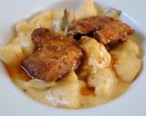 Korianderes krumplifőzelék pecsenyével recept fázis 3 fotója