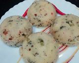 A picture of step 5 of Masala Tadka Katori Idli.