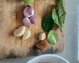 Foto langkah ke 1 dari resep Tumis Cumi Cabe Hijau.
