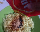 Foto langkah ke 2 dari resep Lumpia isi mie goreng lumer.