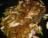 A picture of step 7 of Beef chilli.