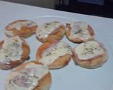 Foto del paso 4 de la receta: Pizzetas XL de jamón y queso. Grace