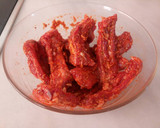 Foto del paso 5 de la receta: Costillas adobadas caseras con patatas