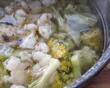 Foto del paso 1 de la receta: Brócoli y coliflor a la crema