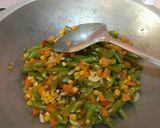 Foto langkah ke 9 dari resep Sayur tumis pelangi😁.