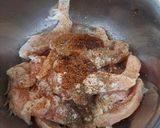 Foto langkah ke 1 dari resep Ayam sambal daun jeruk.