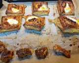 Foto del paso 4 de la receta: Hojaldres de sobrasada y huevos de codorniz