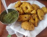 उड़द के बड़े (urad ke vade recipe in Hindi) रेसिपी चरण 3 फोटो