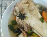Foto langkah ke 5 dari resep Sop Tulang Sapi #KitaBerbagi.