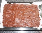 A picture of step 3 of Brownies with raisins and walnuts.