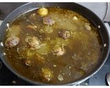 A picture of step 4 of Chicken Mince Kofta Curry.