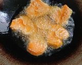 Foto langkah ke 3 dari resep Ubi Kuning Goreng Tepung.