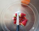 Foto del passaggio 1 della ricetta Fragolata in 2 consistenze 🌷